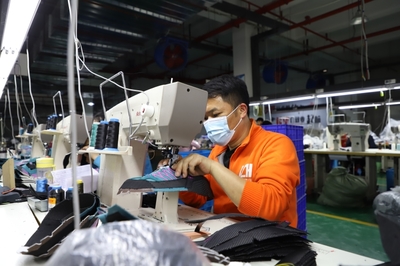 就近就業(yè)筑夢(mèng)安居 三都優(yōu)化營(yíng)商環(huán)境助力搬遷群眾幸福生活